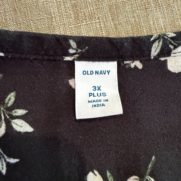 3X Plus Old Navy Flowered Blouse - Picture 4 of 6